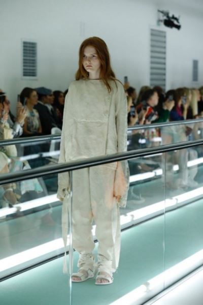 Скандал на Неделе моды в Милане: модель Gucci устроила протест прямо на показе (ФОТО+ВИДЕО)