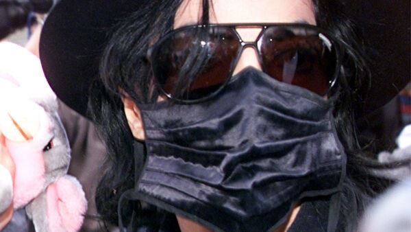 <br />
Раскрыт смысл маски на лице Майкла Джексона<br />

